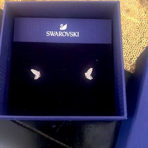 New Swarovski rose gold earring